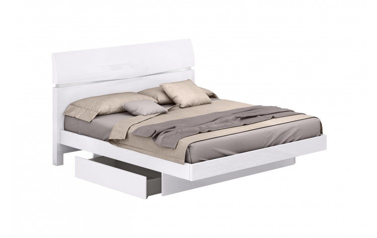 Wynn - White BedModel:  WYNN-BED-WHITE